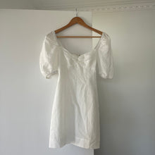 Load image into Gallery viewer, Minkpink Size 6 White Dress RRP $149 Linen Cotton Mini summer Pencil
