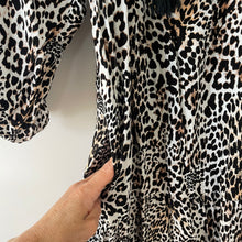Load image into Gallery viewer, Ebbi Andi Size 10 Black White RRP $79 Leopard Print Dress
