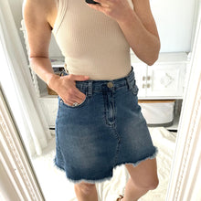 Load image into Gallery viewer, Country Denim Size 10 Blue Denim Short Skirt RRP $54.95 Casual Stretchy
