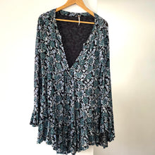 Load image into Gallery viewer, Free People Size 8 Olivia Blue  Tunic Dress RRP $132 Short Stretchy Winter Long Sleeves
