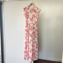 Load image into Gallery viewer, Steele Size 10 White Red Belina Maxi Dress Floral RRP $269 Buttons Summer
