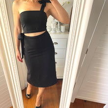 Load image into Gallery viewer, Maurie and Eve Size 6 Black Pencil Midi Dress RRP $199 Summer Cocktail
