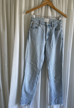 Load image into Gallery viewer, Size 7 25 94 High Slim A Brand Light blue frayed hem jeans womens
