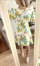 Load image into Gallery viewer, Size 6 FAITHFULL THE BRAND White Yellow Flower Short V Neck Puff Sleeve Dress
